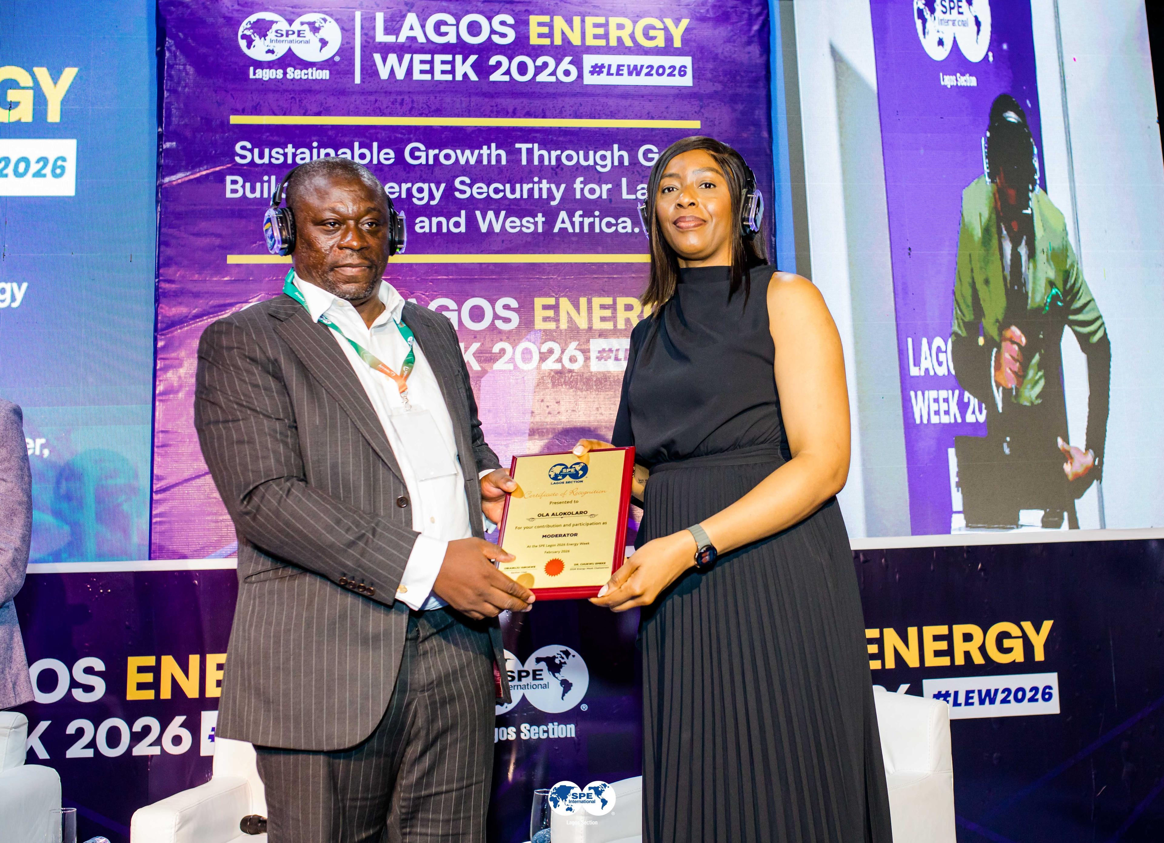 Speaker plaque presentation