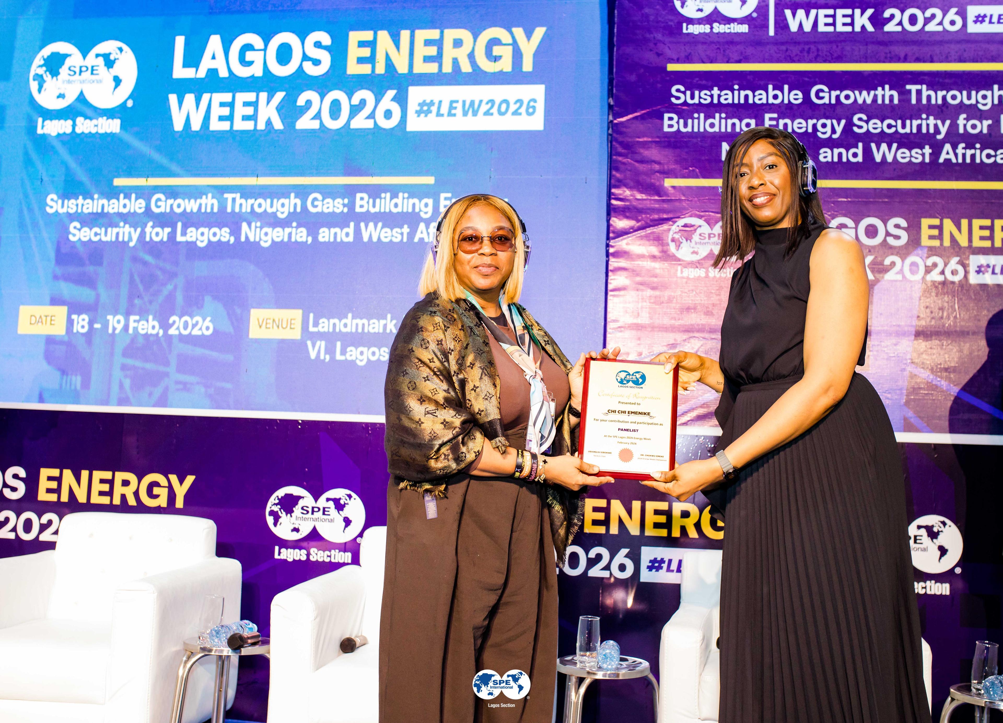 Speaker plaque presentation