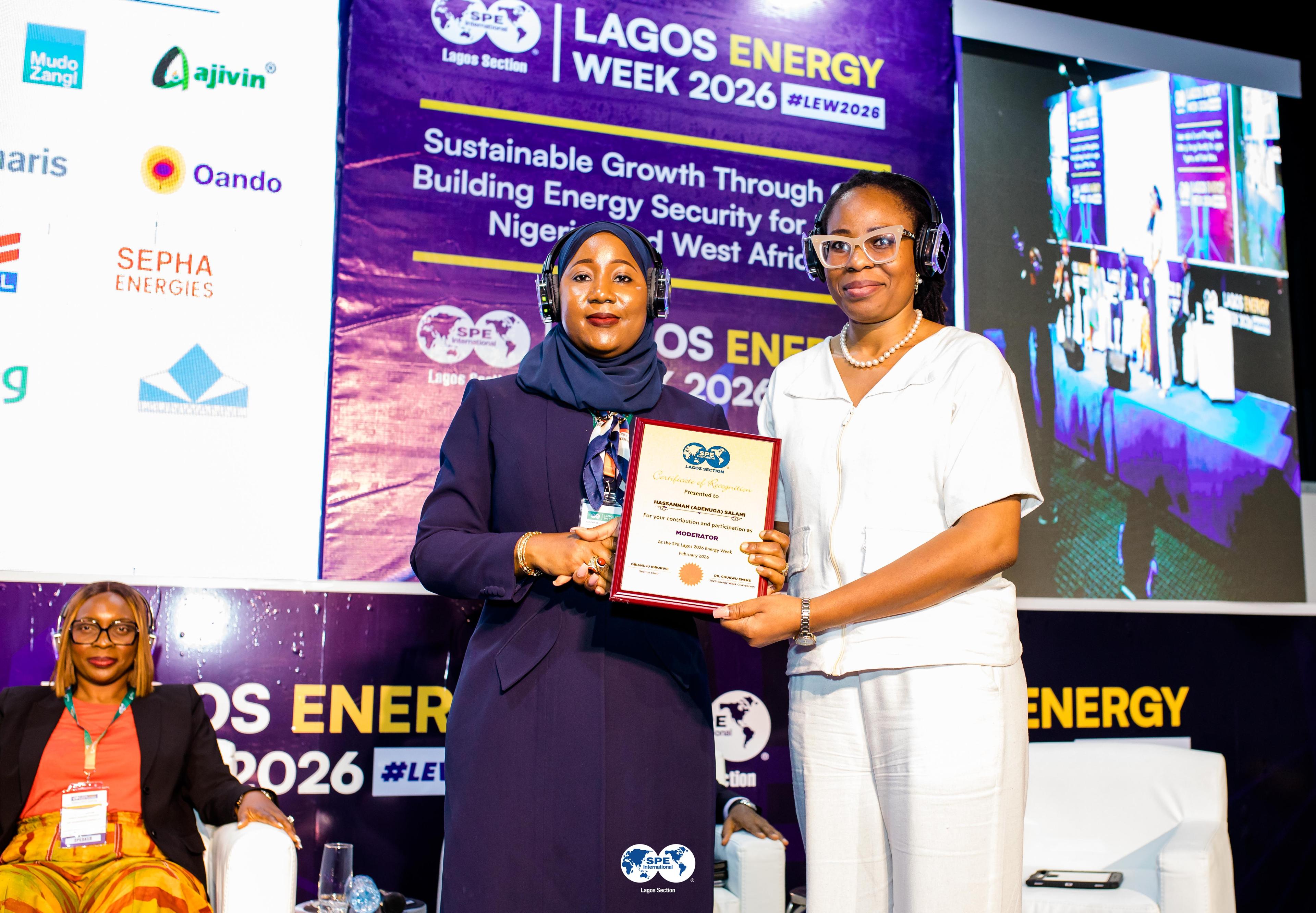 Speaker plaque presentation