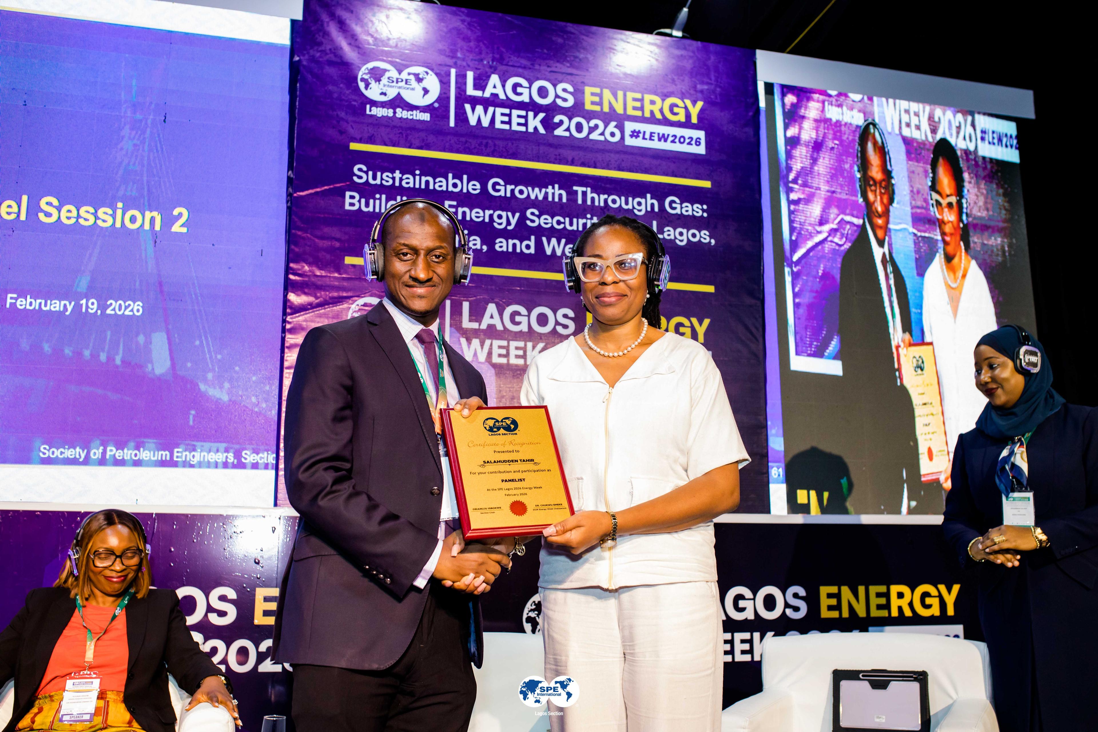 Speaker plaque presentation