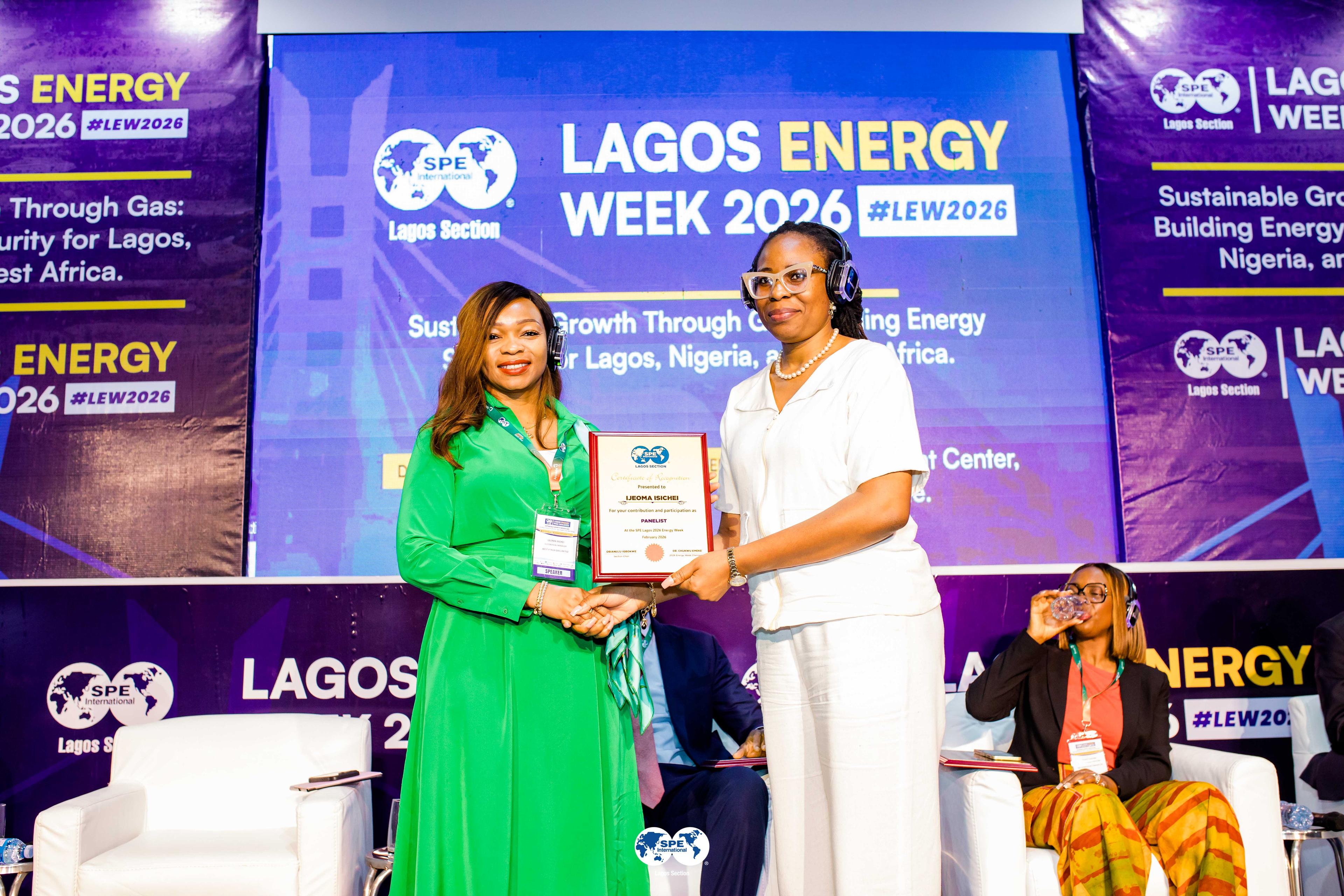 Speaker plaque presentation